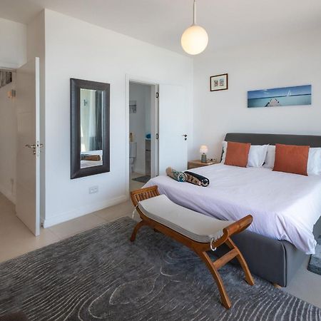 Luxury Beachfront Duplex, Coin De Mire View / 3Bed 马勒勒角 外观 照片