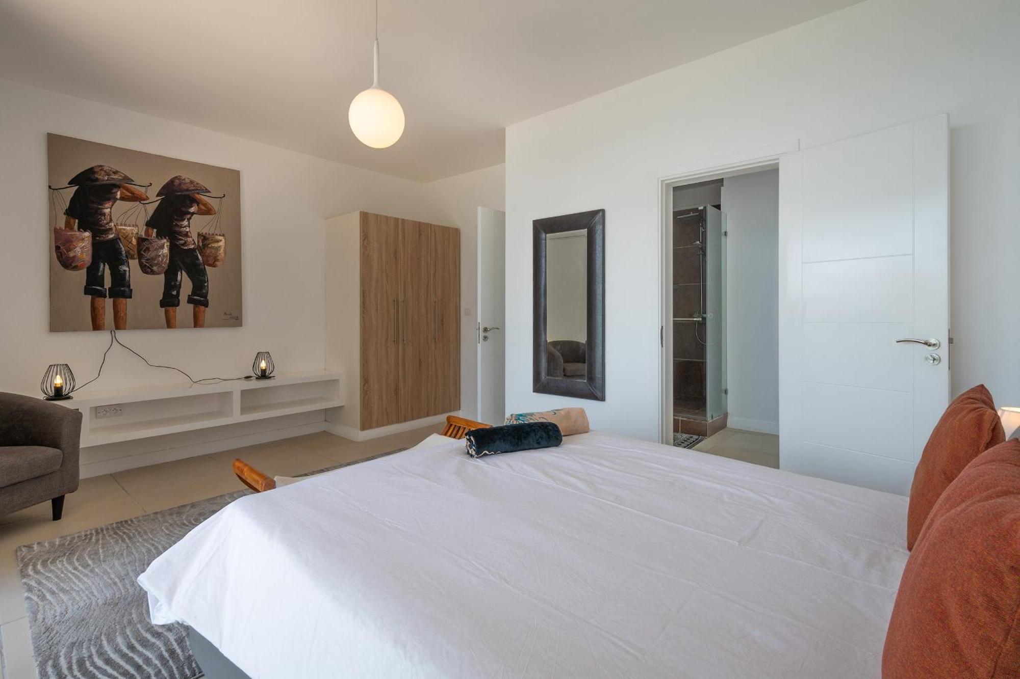 Luxury Beachfront Duplex, Coin De Mire View / 3Bed 马勒勒角 外观 照片