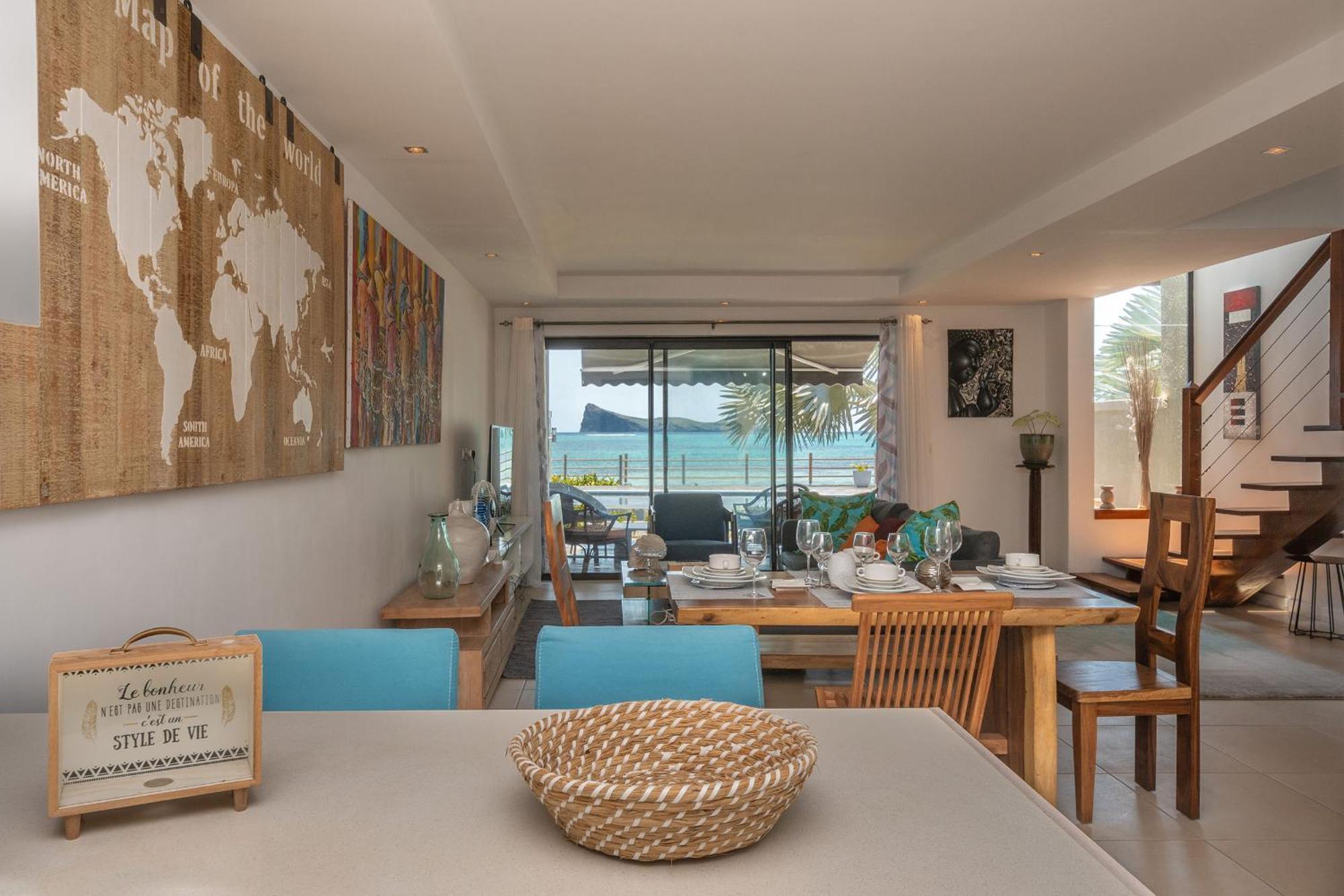 Luxury Beachfront Duplex, Coin De Mire View / 3Bed 马勒勒角 外观 照片